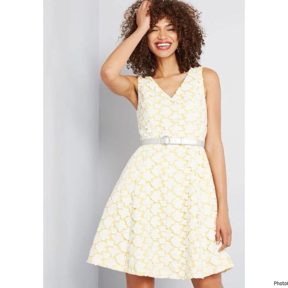 ModCloth Bliss in Attendance Lace Dress